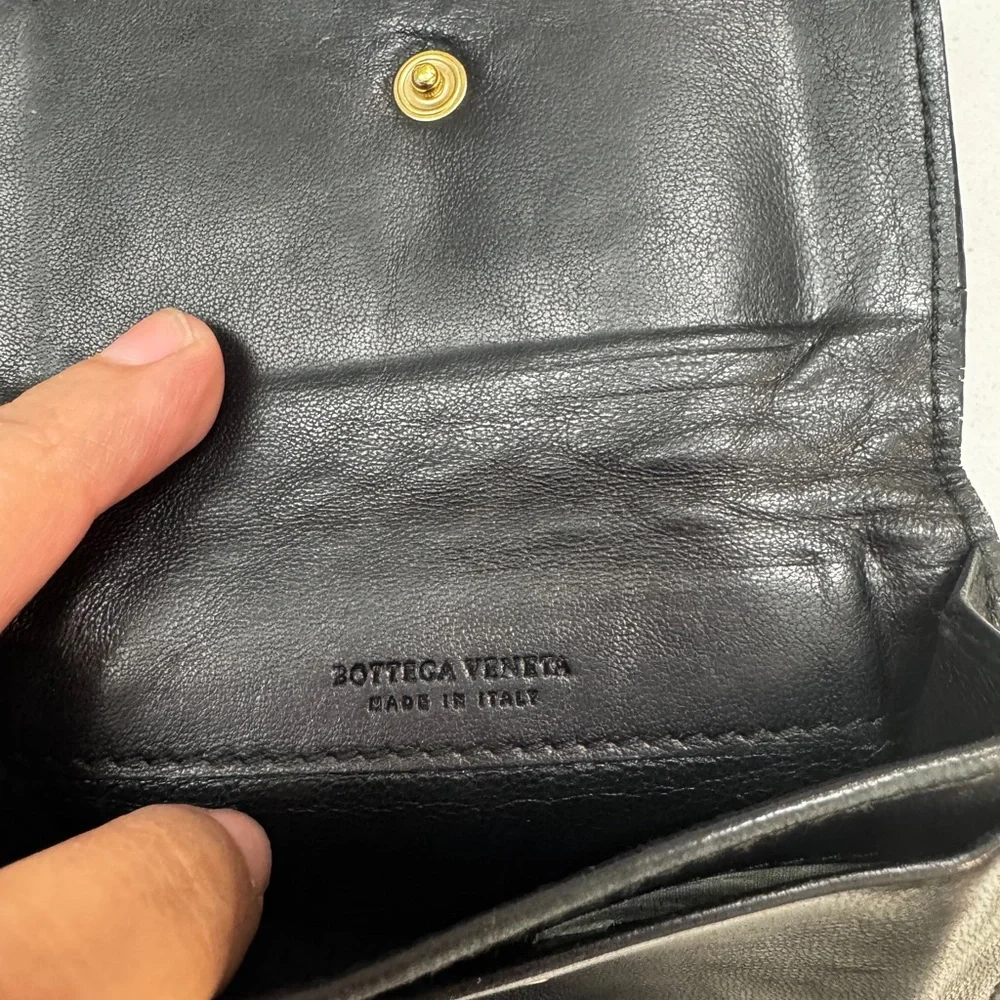 ✨ Bottega Veneta Intrecciato Black Compact Leather Wallet (Unisex) - Picture 4 of 9